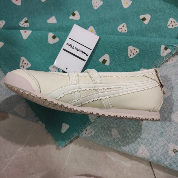 Onitsuka Tiger Mexico 66 Tgrs Cream Flats Shoes - Picture 5 of 6
